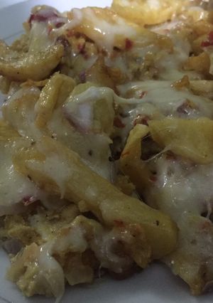 A picture of Potatoes omelette cheese.