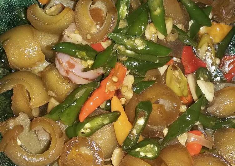 How to Make Appetizing Tumis kikil cabe ijo