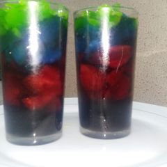 A picture of Rainbow lemomade.