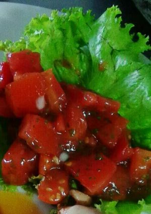 Una foto de Tomates al ceviche