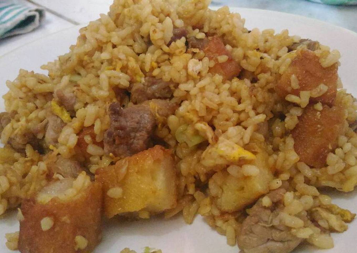 Nasi Goreng Babi plus Kekian (Non Halal)