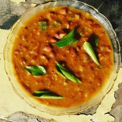 A picture of Rajma/kidney bean masala.