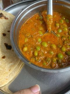 आलू मटर की सब्जी (Aloo Matar ki sabzi recipe in hindi) रेसिपी मुख्य फोटो