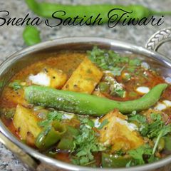 A picture of Matar Paneer Mirchi Salan.