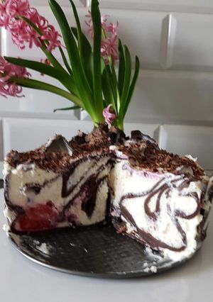 O poză a rețetei Tort de clătite cu fructe.