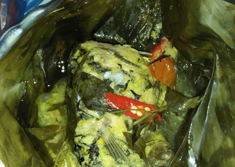 Resep masakan Ikan mas pepes kemangi | Resep Bumbu Ikan mas pepes kemangi Yang Menggugah Selera