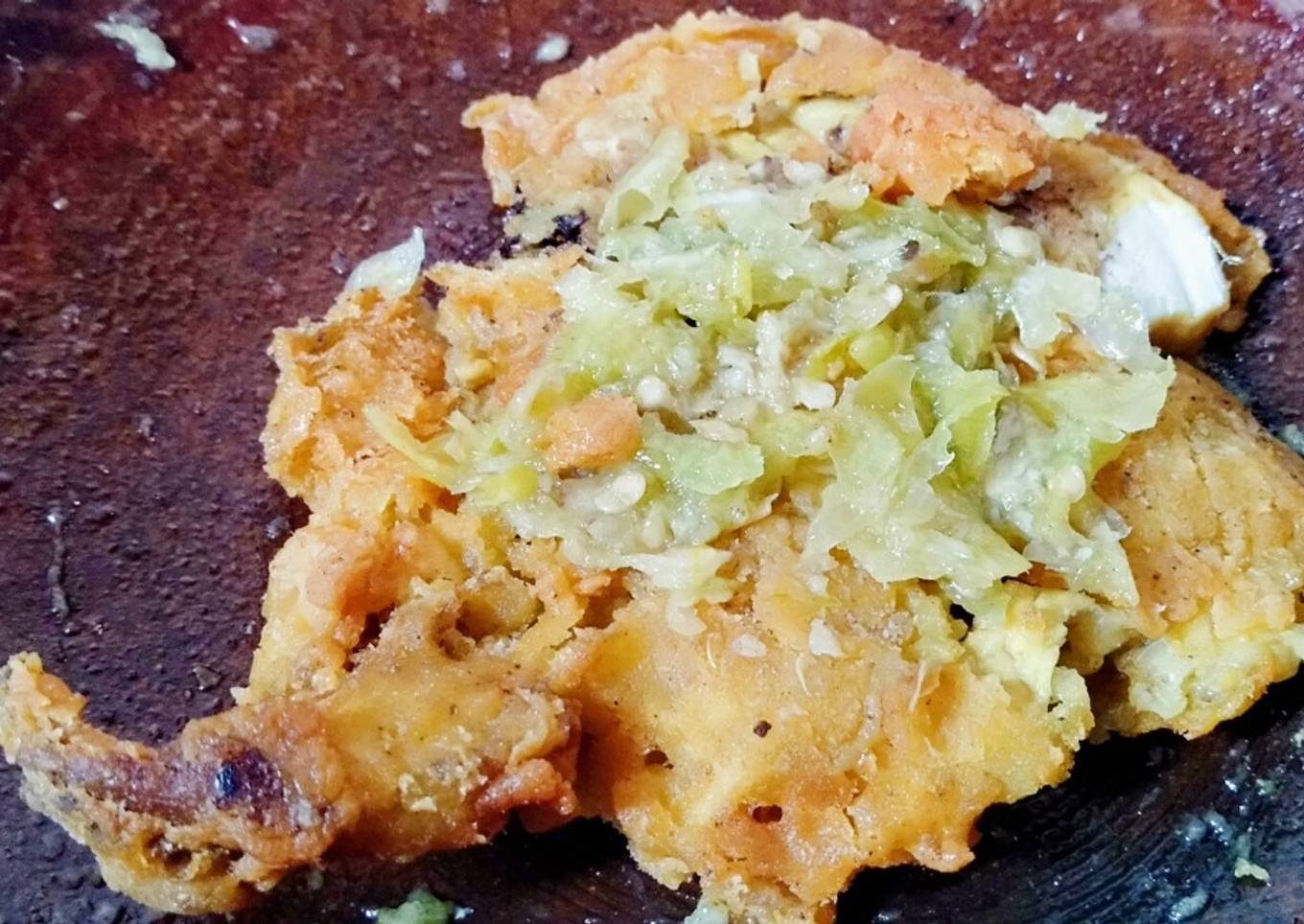 Ayam geprek cabe ijo