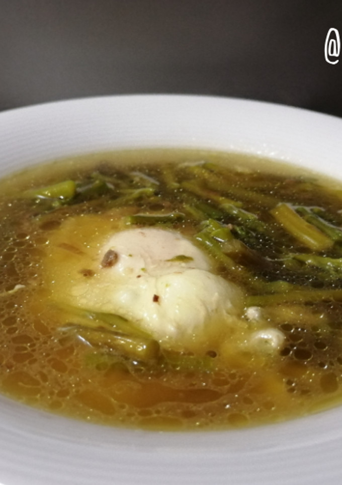 Una foto de Sopa de espárragos