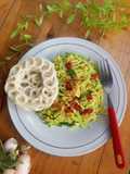 Mie Ayam Hijau Goreng
