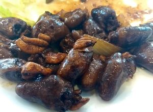 Foto de Coraçãozinho de frango ao molho de shoyo e limão