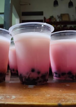 Foto resep Es Teh Boba Rasa Stroberi Thailand