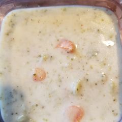 A picture of Creamy Broccoli Potato Soup.