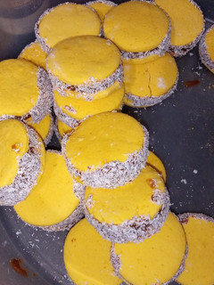 Una foto de Alfajores de maizena deliciosos !!!