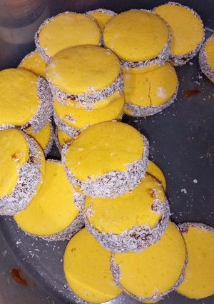 Una foto de Alfajores de maizena deliciosos !!!