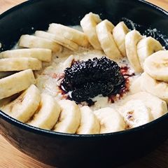 A picture of Nendran Banana - Oat Overnight Bowl🥣.