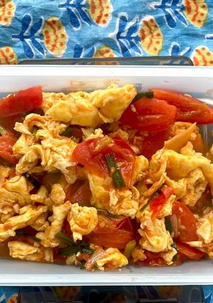 รูปของ มะเขือเทศผัดไข่อย่างจีน🍳🍅