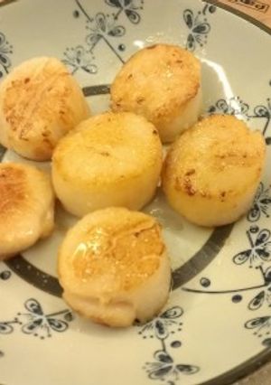 奶油乾煎北海道干貝 的食譜成品照片