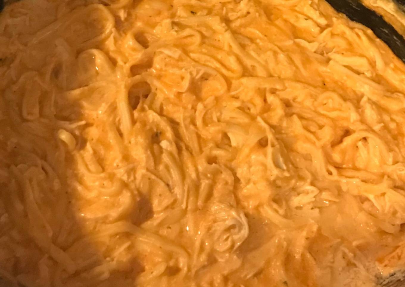 Slow Cooker Cheesy Buffalo Chicken Pasta