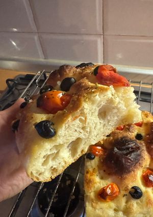 Foto di Focaccia con Mega Bolle (Farina Nuvola Caputo)
