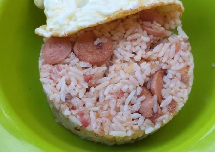 Resep Nasgornetsis (nasgor kornet sosis) yang Bisa Manjain Lidah