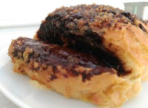 Foto principal de Pan de ayer con chocolate para merendar