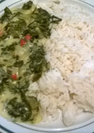 A picture of Spinach with turnip and red pepper.