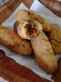 Bolinho de aipim recheado de carne moída!