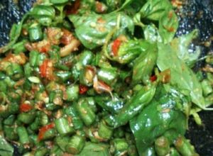 Foto resep Karedok kacang panjang/pencok kacang panjang