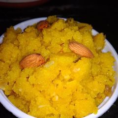 A picture of Moong dal halwa.