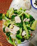 Súp lơ xanh xào thịt