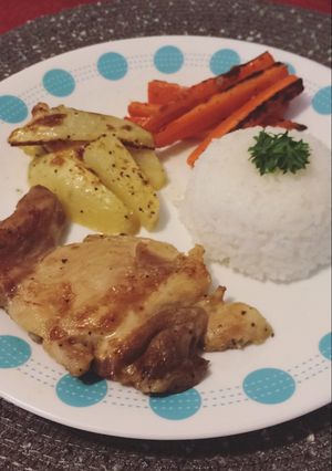 Una foto de Pollo al limón y pimienta al horno