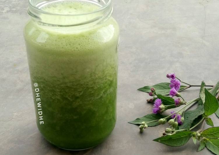Langkah Mudah untuk Membuat Green juice /jus sayur buah /diet sehat yang Lezat Sekali