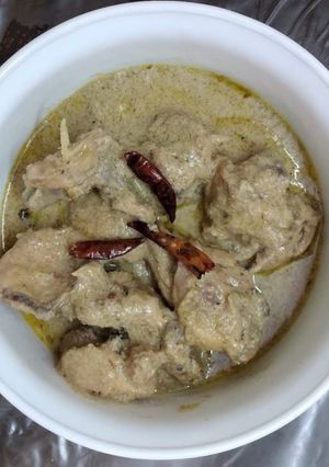 চিকেন রেজালা (chicken rezala recipe in Bengali) রেসিপির প্রধান ছবি