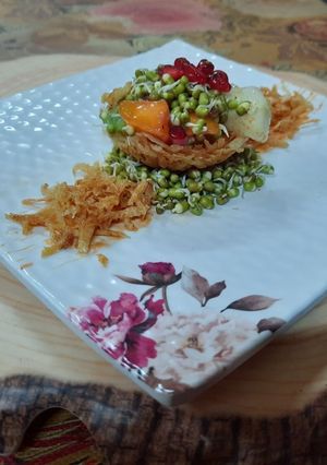 A picture of Sprouts fruits katori chaat.