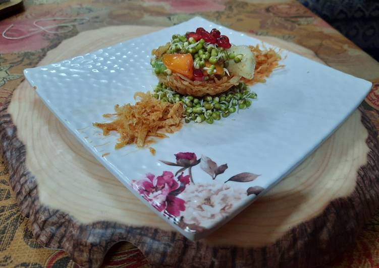 Sprouts fruits katori chaat