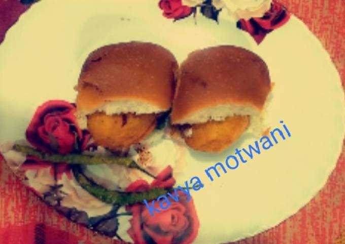 Yummy Bada pav