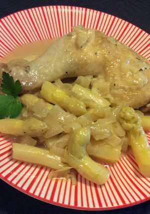 Une photo de Blanquette de poulet aux asperges