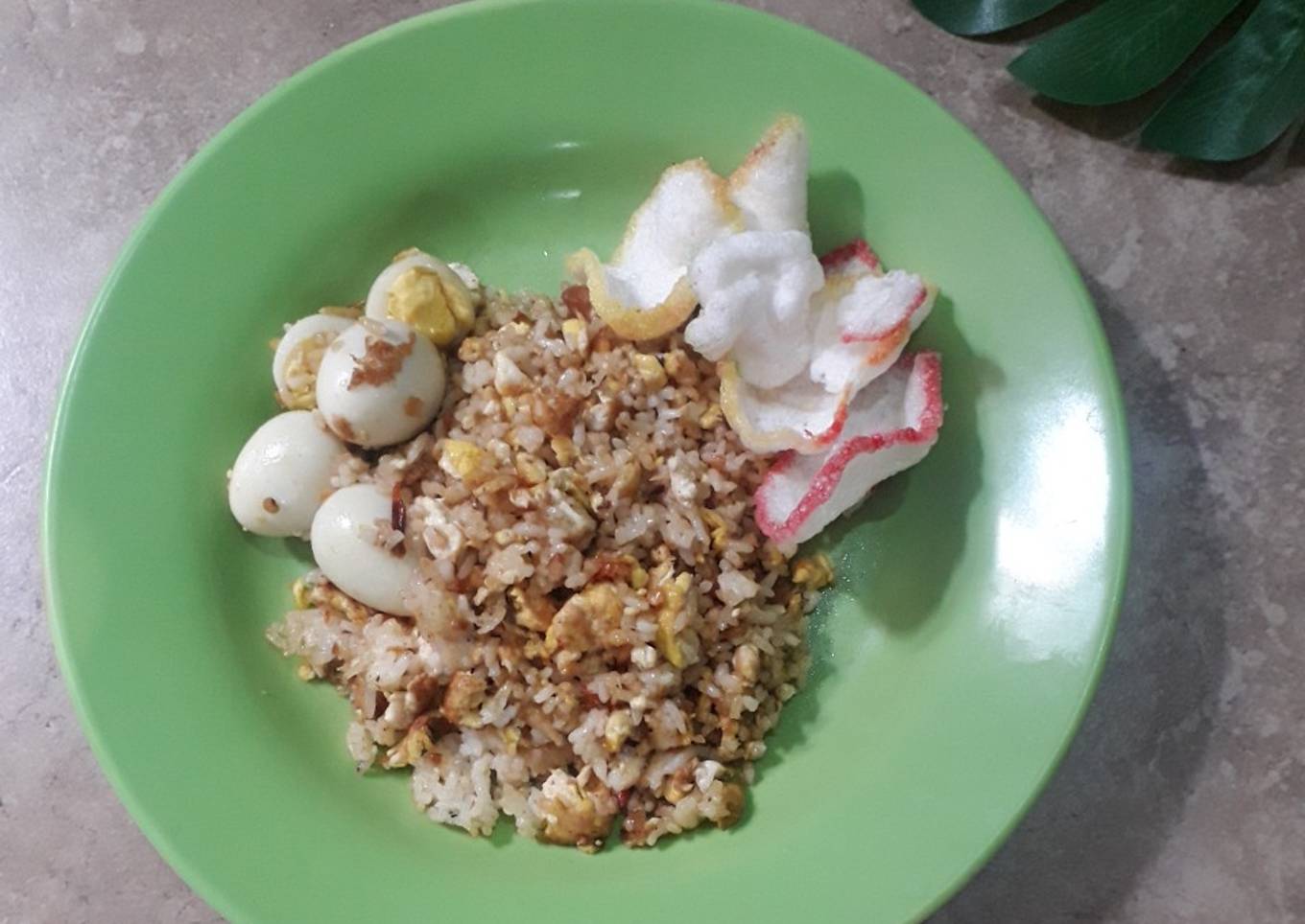 Nasi goreng telur puyuh
