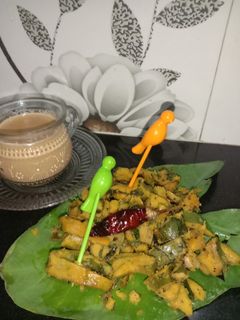 અળવીના પાત્રા (Patra recipe in Gujarati) રેસીપી મુખ્ય ફોટો