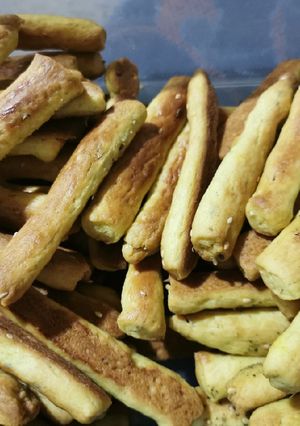صورة لوصفة باتون ساليه (مقرمشات الشاي) 🥨🥖