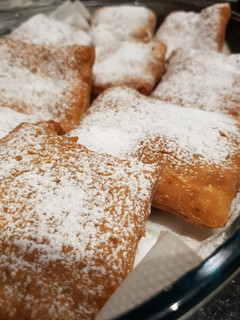 A picture of Beignets.