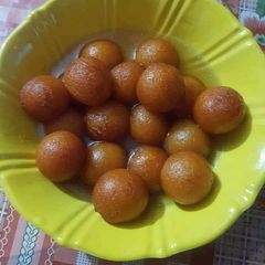 A picture of Gulab Jaman.