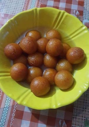 A picture of Gulab Jaman.