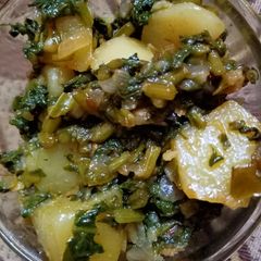 Aloo palak A picture of Aloo palak.