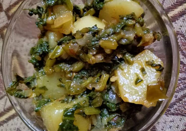 Recipe of Quick Aloo palak