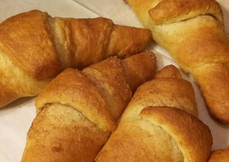 Steps to Cook Super Quick Quick & Easy Cinnamon Sugar Crescents