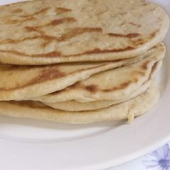 Naan bread A picture of Naan bread.