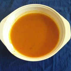 Red colour samosa chutney A picture of Red colour samosa chutney.