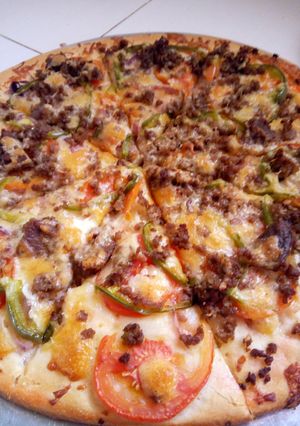A picture of Homemade pizza recipe.