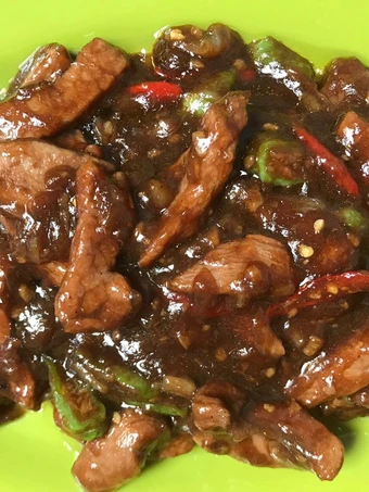 Cara Gampang Menyiapkan Resep Sapi Lada Hitam yang Lezat Sekali